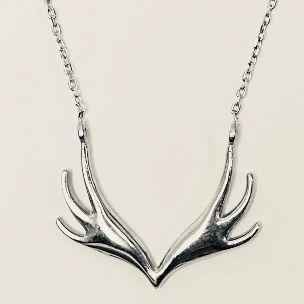 925 Silver horn or bird seagull antler necklace